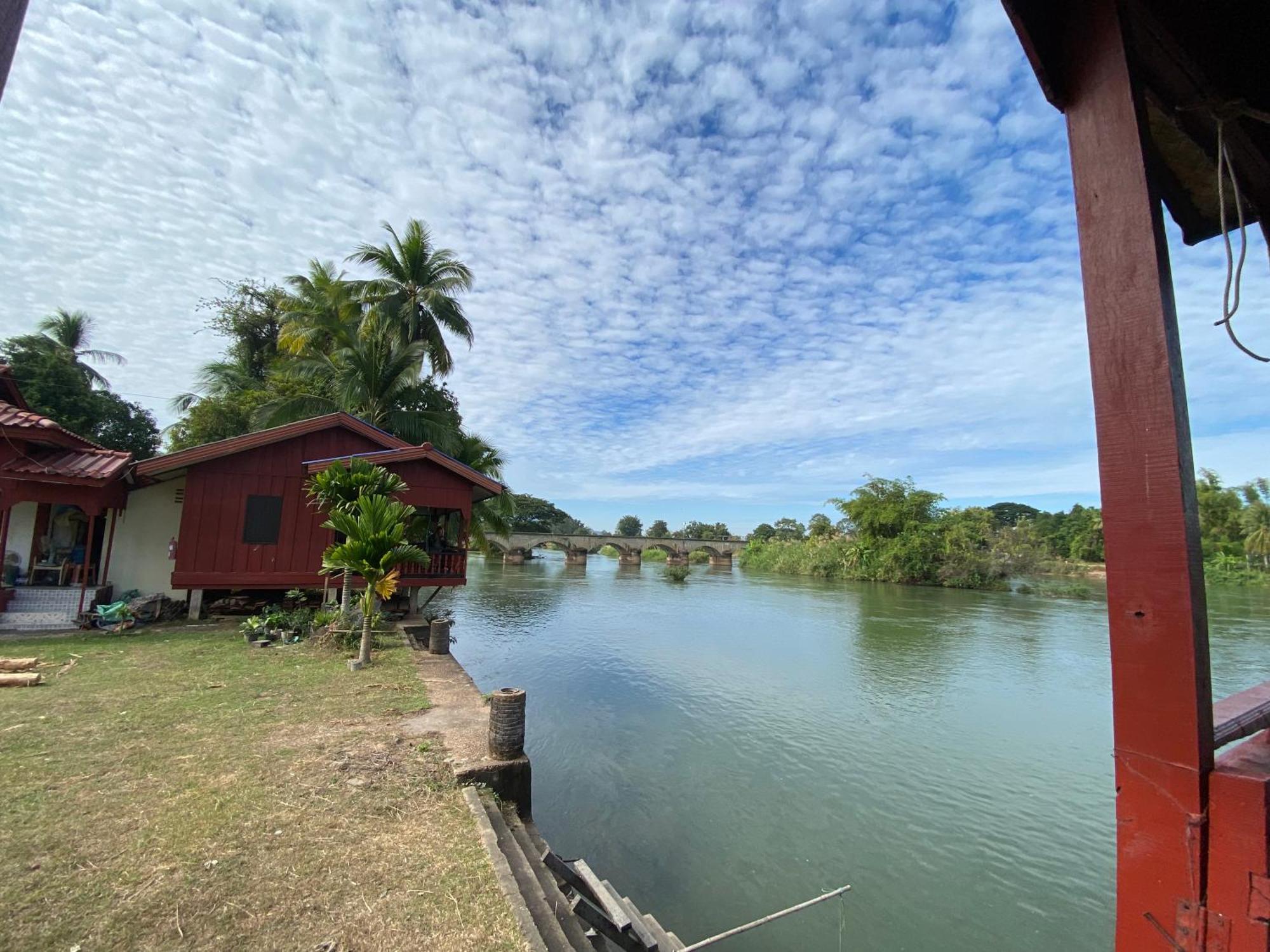 Khampheng River Views Sunset Hotel Ban Donsom ภายนอก รูปภาพ